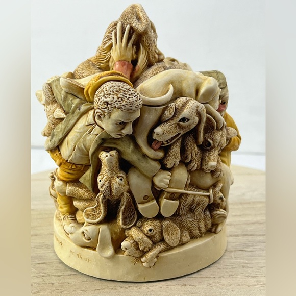 Trinket Box Harmony Kingdom "Mad Dogs & Englishmen" Antiquark 94 UK W/out Box - Picture 6 of 13